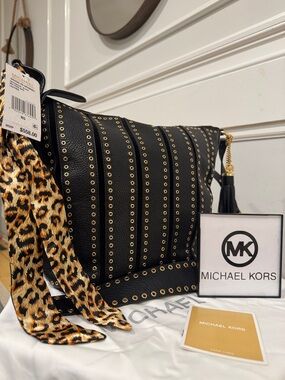 Michael Kors Brooklyn Black Grommet Leather Feedbag Crossbody NWT